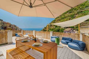 Outdoor dining - Jack's Tale, Marine Lands (Manarola)
