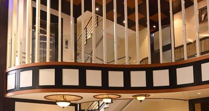 Hotel Square Inn Cantonment Varanasi