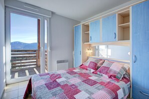 Room - Le Balcon du Lac - Navette devant résidence (Les Angles)