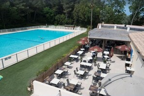 Pool - La Parenthèse d'Azur - Piscine partagée, proche plage (Six-Fours-les-Plages)