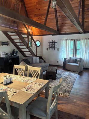 Smart TV, video games