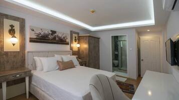 Classic Room, City View | Free WiFi