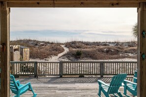 Property grounds - Lost Shaker, Oceanfront 5 Bedrooms 3 Baths at Atlantic Beach! (Atlantic Beach)