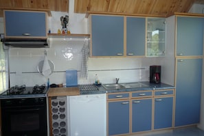 Micro-ondes, four, lave-vaisselle