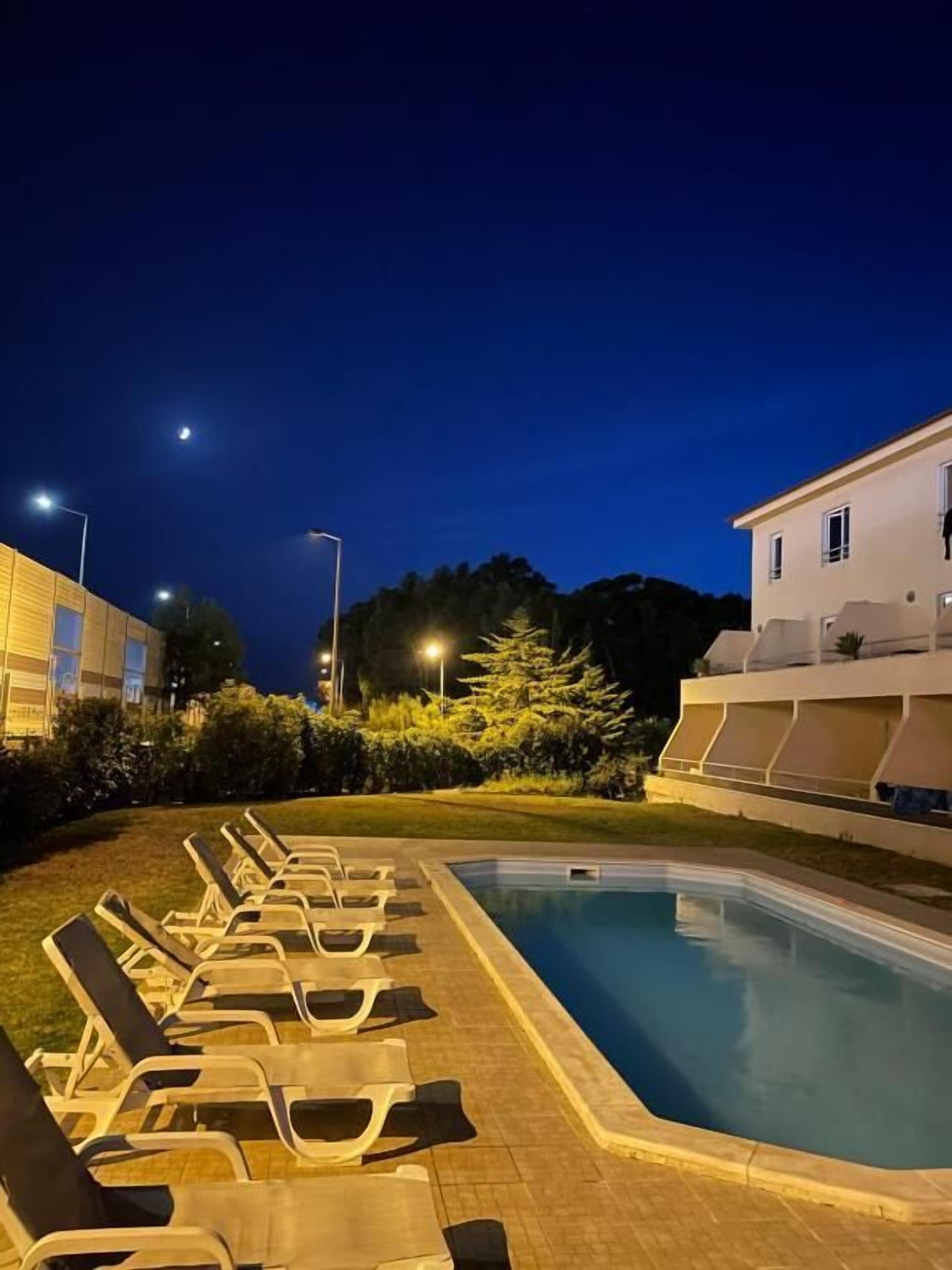 Piscina stagionale all'aperto