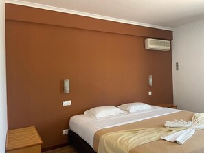 Free WiFi - Juiceven Studios (Cascais)