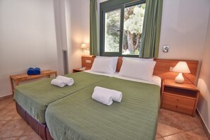 2 bedrooms, iron/ironing board, Internet, bed sheets - Apollo Top Floor Apartment (Corfu)