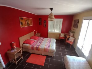 WiFi, bed sheets - Karibu Normandy Maasais (Saint-Désir)