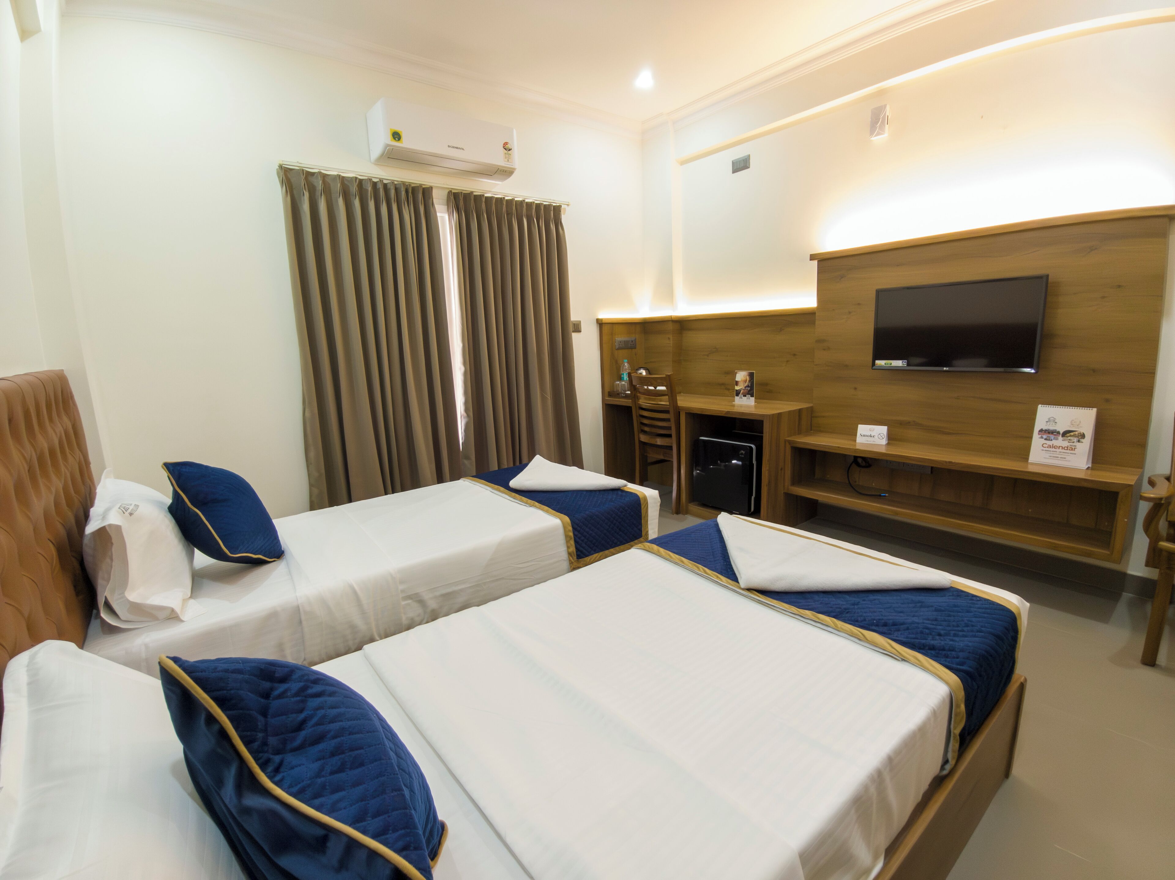 Classic-Zweibettzimmer, Balkon, Stadtblick