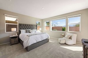 3 bedrooms, WiFi - La Quinta Oasis - Pool and Mountain Views! (La Quinta)