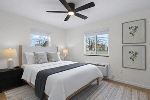 Työpöytä, silitysrauta/-lauta, Wi-Fi