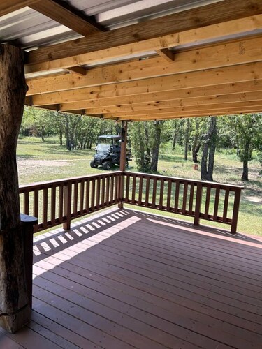 Cozy 1-bedroom cabin in lovely Rising Star with AC