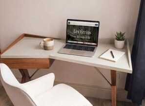 Interior - L'Écrin d'Opale: Historic Suite 60m² • King Size Bed • Old Town (Boulogne-sur-Mer)