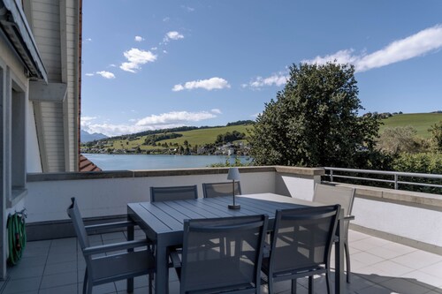 SolunaStay Lakefront Penthouse | Lucerne | Swiss Alps | Pilatus | Sunsets