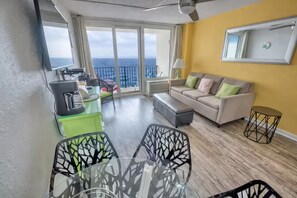 Interior - Cozy 1-bedroom condo with AC in welcoming Myrtle Beach (Myrtle Beach)