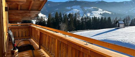 อพาร์ทเมนท์ | ระเบียง