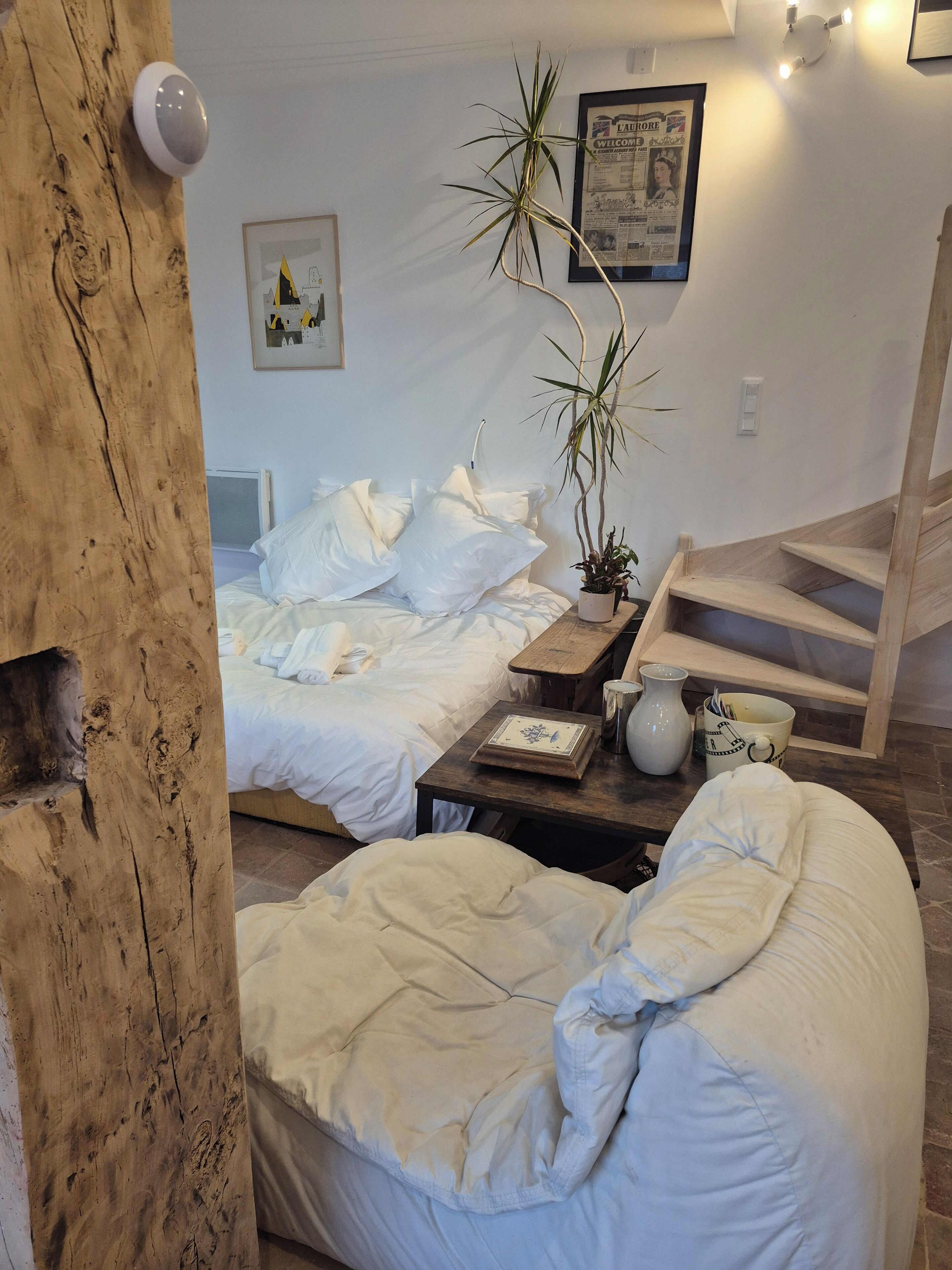 4 chambres, fer et planche à repasser, Wi-Fi, draps fournis