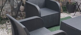 Whole house in town, pets welcome