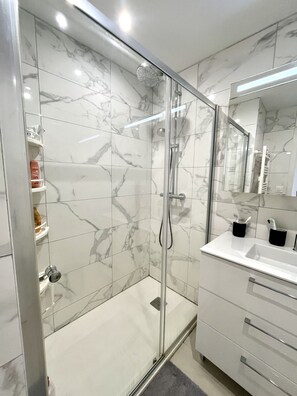Dusche