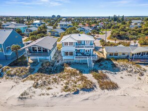 Exterior - ☀️Oceanfront Home | Direct Beach Access | Pet Friendly | La Casa del Sol☀️ (New Smyrna Beach)