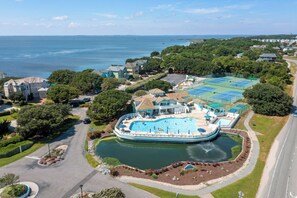 Pool - Sounds Good to Me: Private Saltwater Pool | Soundfront (Corolla)
