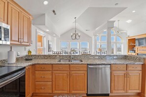 Fridge, microwave, oven, stovetop - Sounds Good to Me: Private Saltwater Pool | Soundfront (Corolla)