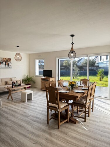 Modernes Ferienhaus mit Garten und Terrasse nur 100m zur Bade-Bucht