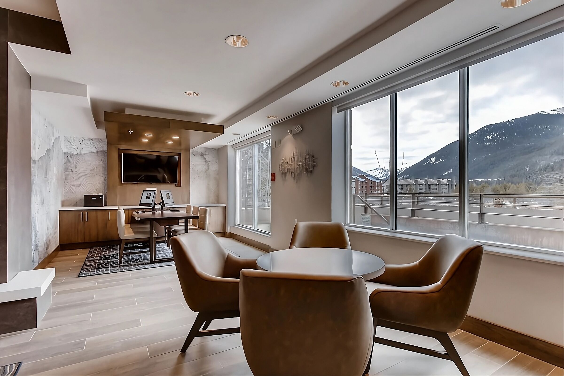 Adventure-ready Mountain Stay Near Keystone | Free Breakfast And Hot Tub - キーストーン, CO