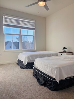 Fer et planche à repasser, Wi-Fi, draps fournis