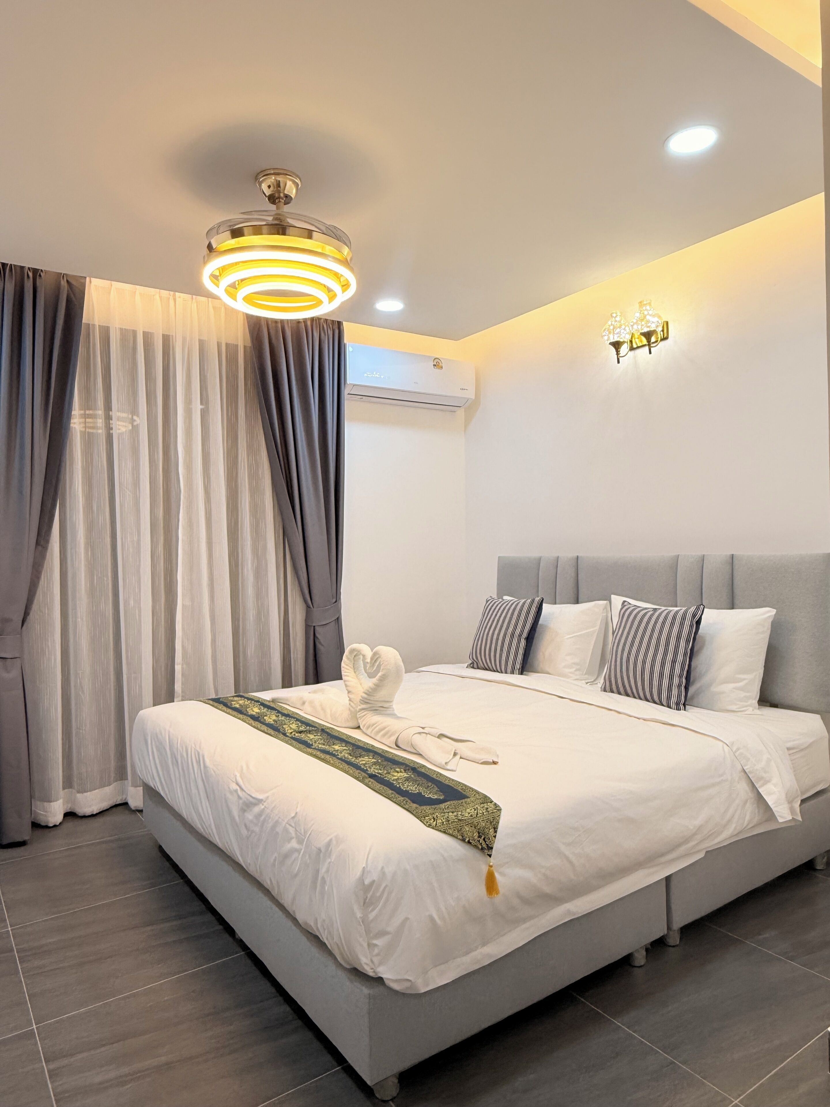 Superior Double Room | Premium bedding, desk, laptop workspace, free WiFi