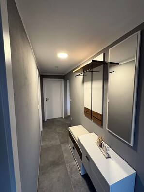 Interior - A little break by the forest - modern apartment (Porta Westfalica)