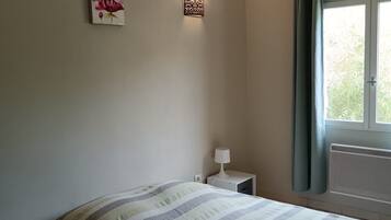 Een strijkplank/strijkijzer, wifi