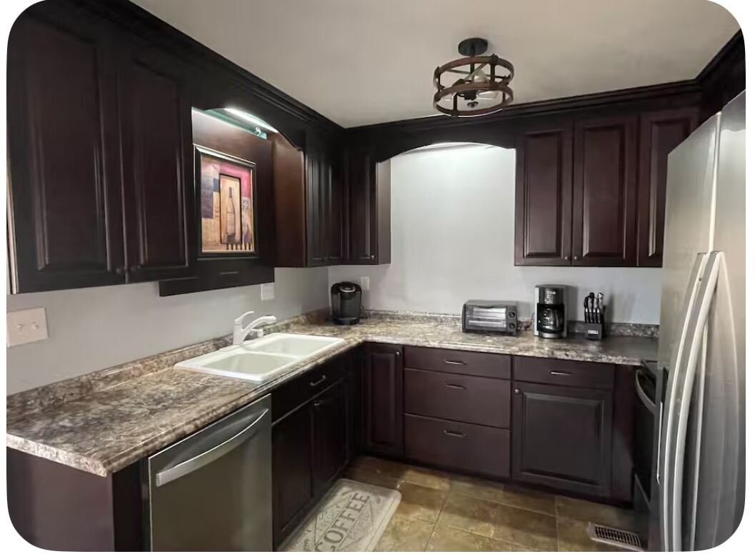 Micro-ondes, plaque de cuisson, lave-vaisselle