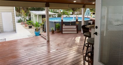 Tropical Pool Retreat + Walk to River + Pet Friendly