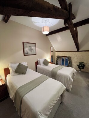 Tomannsrom – deluxe | Wi-fi (inkludert)