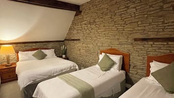 Tremannsrom – deluxe | Wi-fi (inkludert)