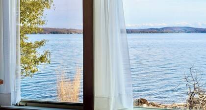 Leelanau Lakeshore Lodge 400’ Private Shoreline