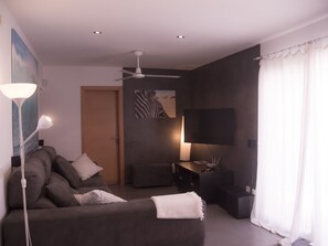 TV, fireplace, DVD player - Fonoll Mari by Interhome (S'Illot)