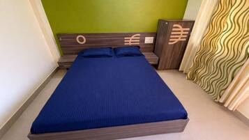 Classic Double Room | Free WiFi