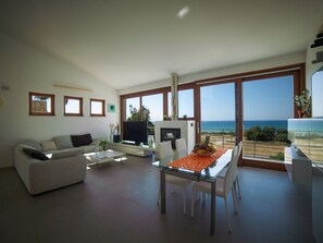 Fireplace, DVD player - Villa in Sizilien am Meer mit beheiztem Pool by Interhome (Alcamo)