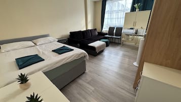 Strykejern/-brett, wi-fi og sengetøy