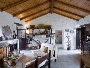 TV - 'Stazzu Lu Malchesi' by Interhome (Arzachena)