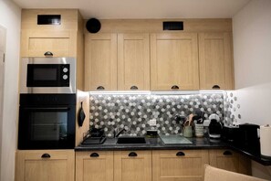 Mikrovågsugn, ugn och spishäll