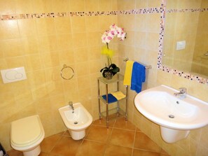 Bathroom / Wellness - Solevacanze K plus by Interhome (Valledoria)
