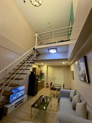 Living area - Makati City Poblacion 1 bedroom  (Makati)