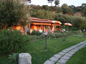 Property grounds - Luxus-Drei-Zimmer-Wohnungen mit großem Garten by Interhome (Capo Vaticano)