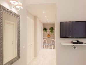 Interior - Drei Wohnungen in der Nähe des Vatikans - Prati, Rom by Interhome (Rome: Historical City Center)