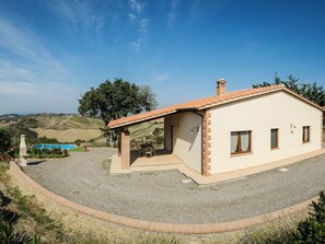 Exterior - Villa auf dem Land in der Toskana mit privatem Pool by Interhome (Cinigiano)