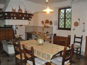 Dining - Bellissimo Villa Adelaide by Interhome (Clauiano)
