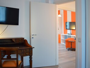 Interior - 'Orange by Interhome (Salo')